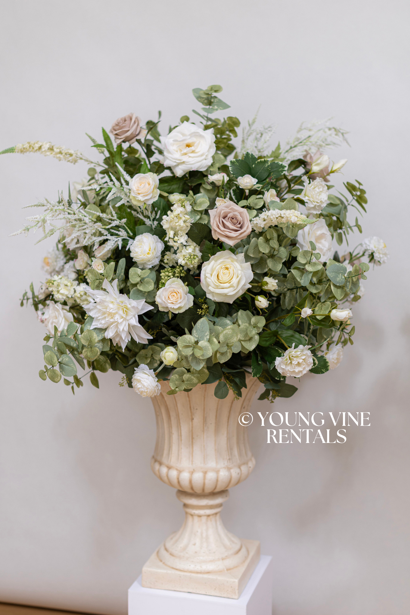The Winslow Floral Urns (2x)