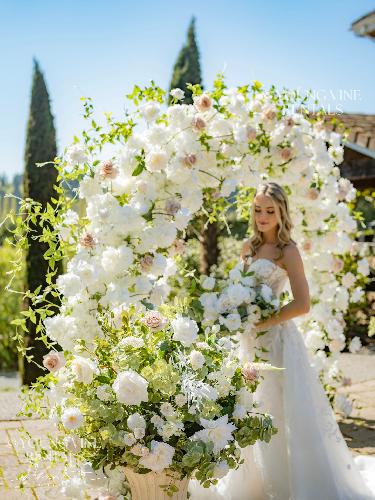 The Winslow Floral Urns (2x)