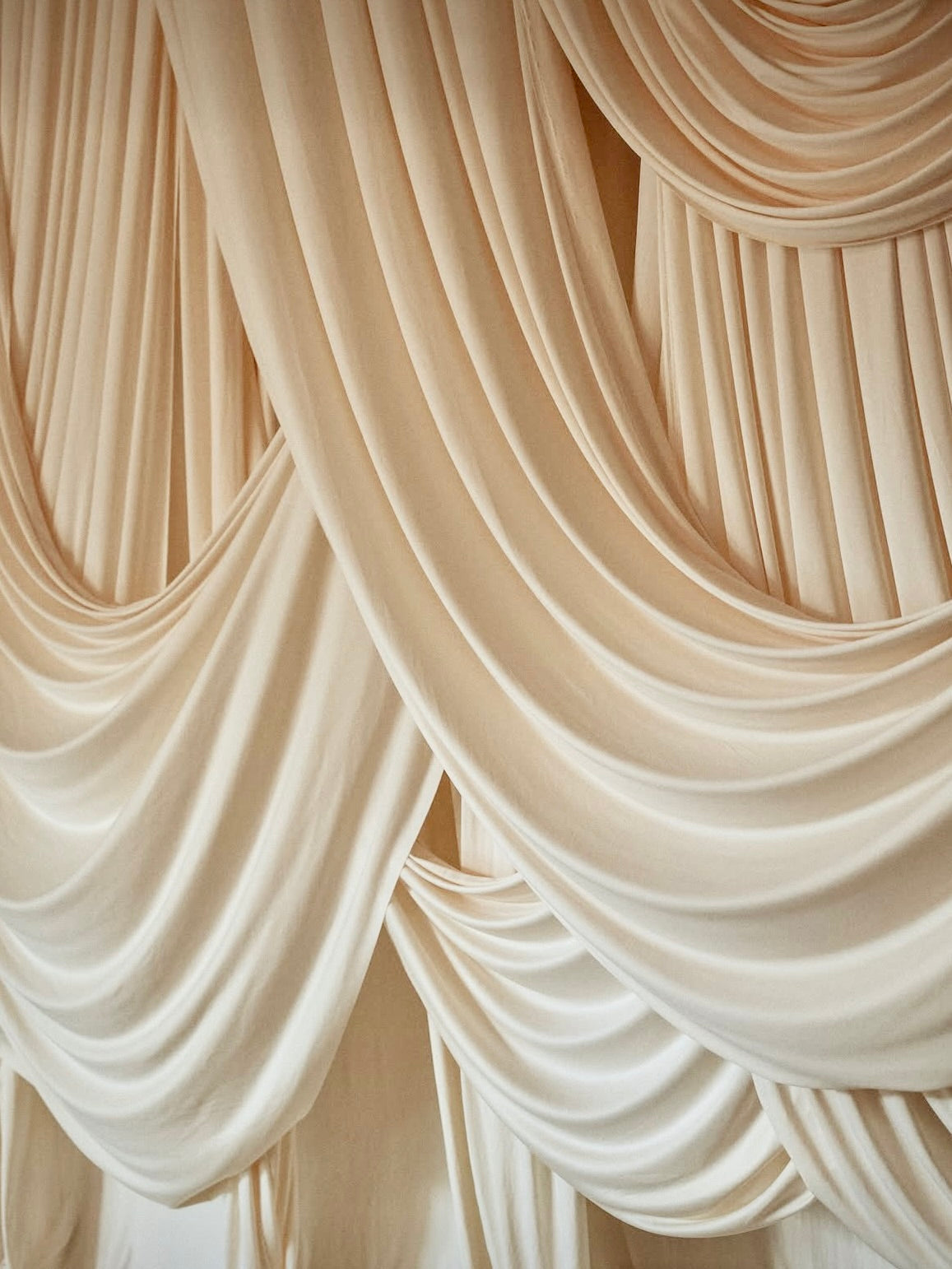 Draper Background Drapery Backdrop – Young Vine Rentals